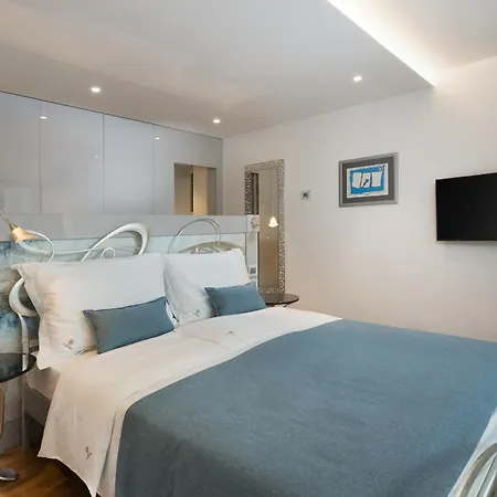 Vlastelini 2 Villa *