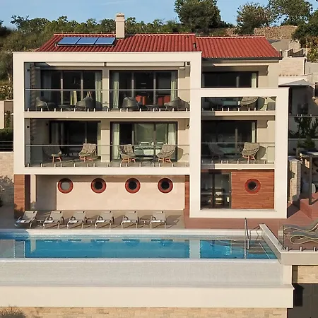 Villa Vlastelini 2 *