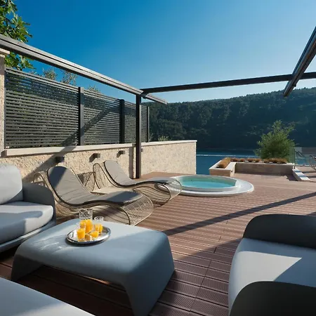 Villa Vlastelini 2
